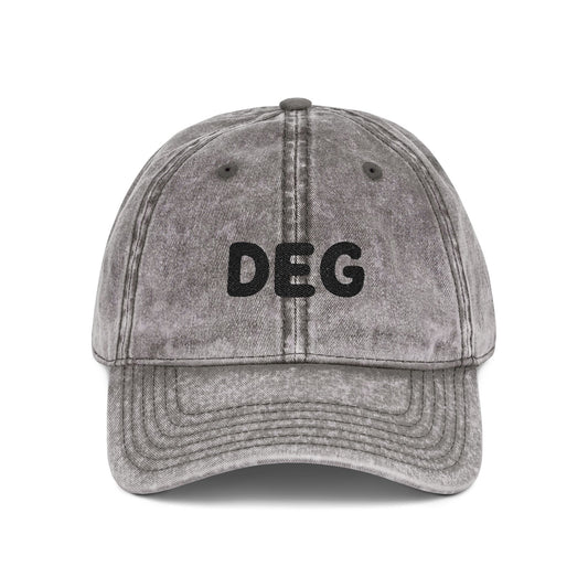 ユニセックス　刺繍ヴィンテージキャップ – “DEG” ウォッシュドコットンベースボールキャップ